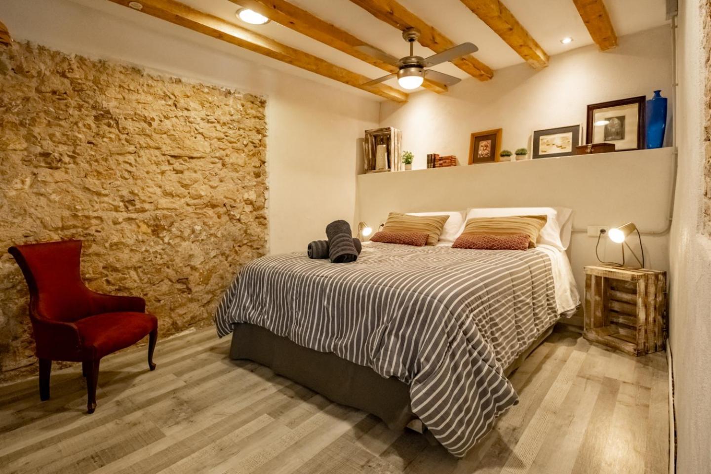 Apartamento En El Corazon De Tarragona. Planta Baja Con Patio. Bagian luar foto